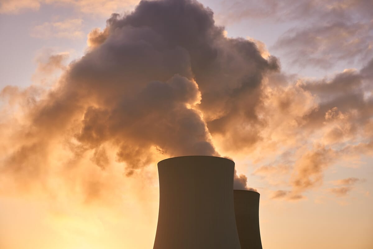 Facilities–distelapparath-nuclear-power-plant-4529392_1920