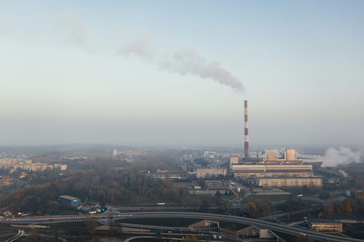 Facilities%E2%80%93marcin-jozwiak-bBzJ-UqkIdM-unsplash